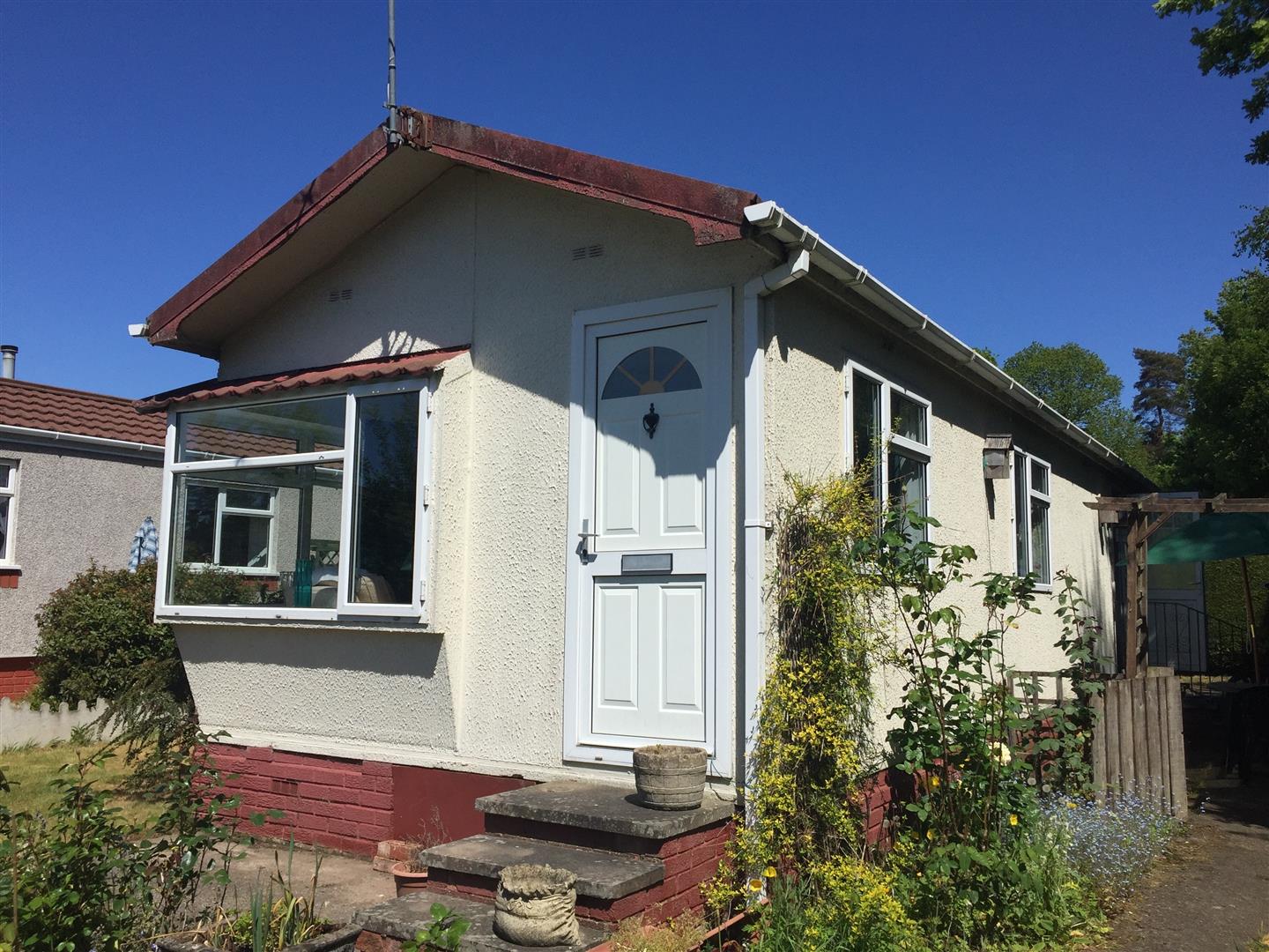 The Pines Homes Park, Huntington, Cannock Jayman Estate Agents